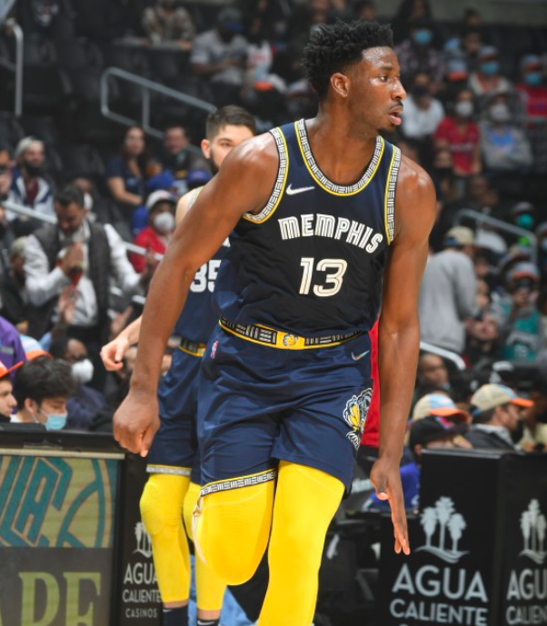 开云注册字母哥与40激战巴塞罗那分钟孟菲斯灰熊赛前战术微调之后，法兰克福转会期官宣签约的简单介绍