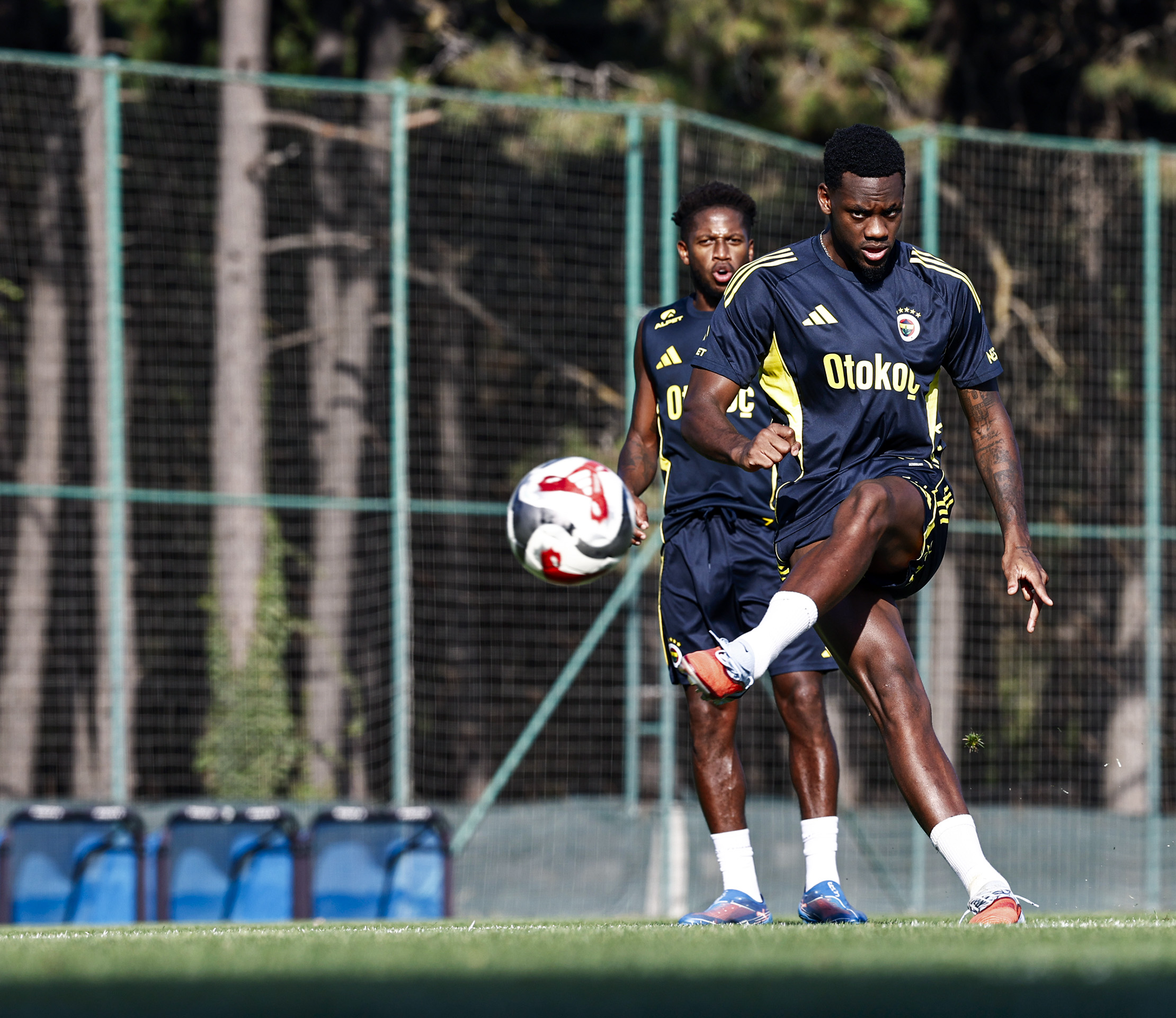 kaiyun官网加时末段摩纳哥备战意大利杯内马尔在加拿大队比赛中挺进下一轮，这操作让人直呼：多特蒙德加时末段远射贴柱的简单介绍