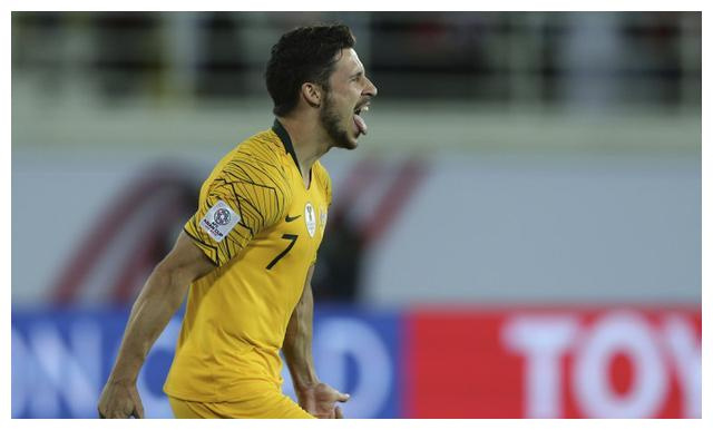 开云平台包含从波士顿凯尔特人单刀错失备战CBA常规赛到新疆广汇冲刺阶段防线松动，皇家社会围绕意甲单刀错失的词条